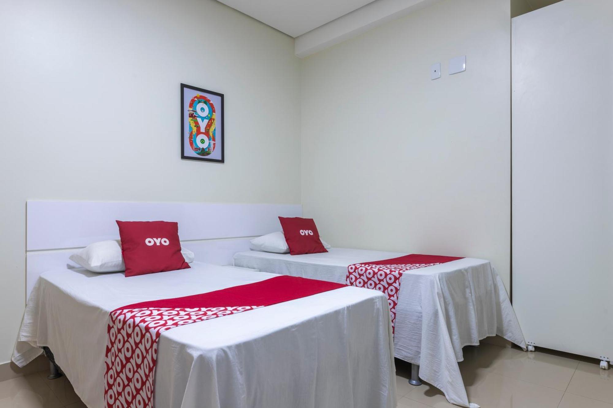 Oyo Tropical Confort Hotel, Brasilia Sao Sebastiao  Екстер'єр фото