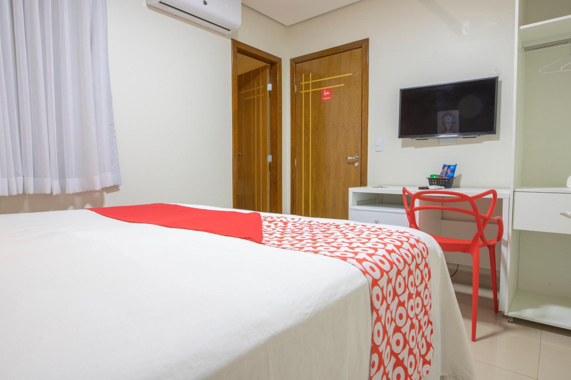Oyo Tropical Confort Hotel, Brasilia Sao Sebastiao  Екстер'єр фото