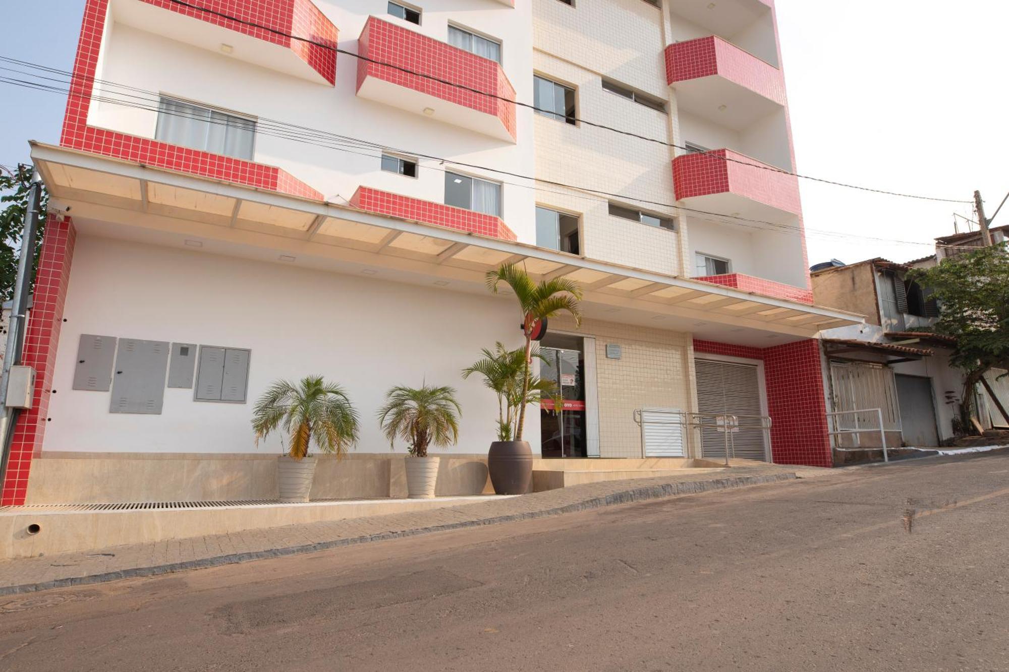 Oyo Tropical Confort Hotel, Brasilia Sao Sebastiao  Екстер'єр фото